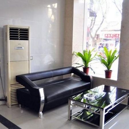 Aoqi Business Hotel Guangzhou Buitenkant foto